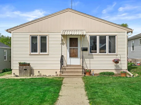733 S 101st STREET, Milwaukee, WI 53214