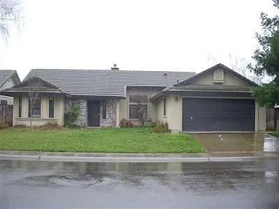 654 Germaine Dr photo 1
