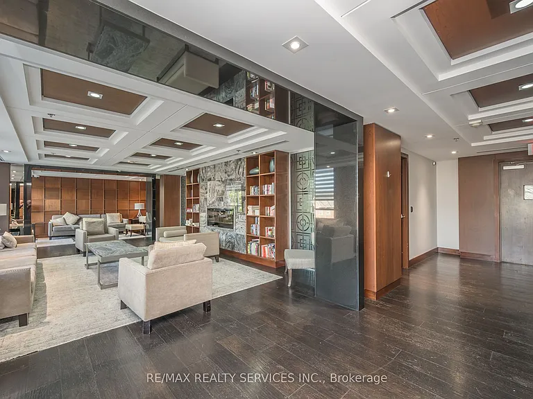 2480 Prince Michael Dr #624 — Photo 35