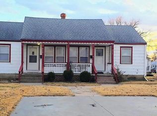 416 E Kirwin Ave, Salina, KS 67401