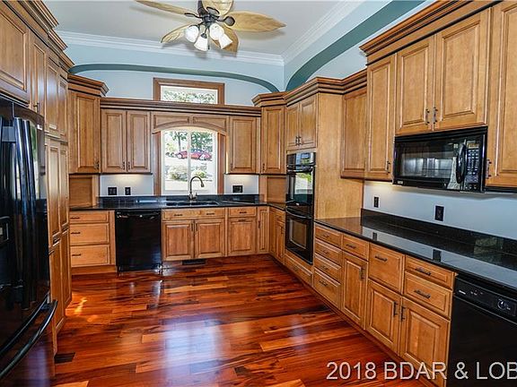 3rd image of 288 Glenroth Dr