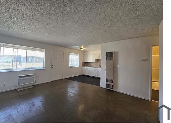 1369 E San Bruno Ave — Photo 3