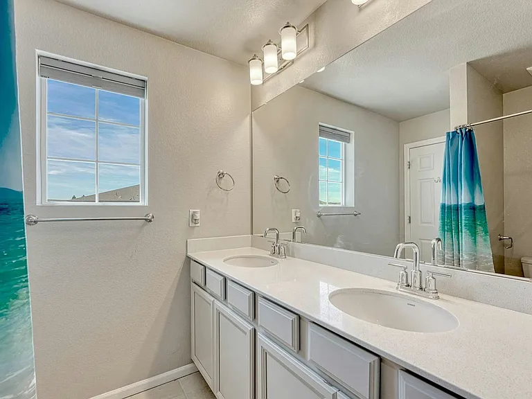 18205 Marsh Wren Ave — Photo 40