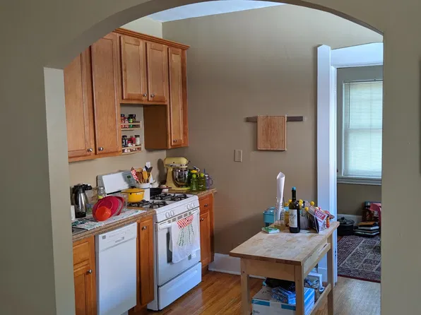 809 Portland Ave #6, Saint Paul, MN 55104