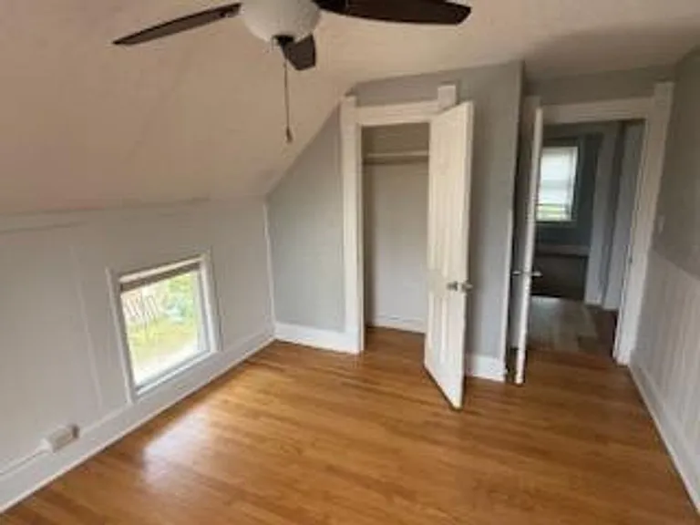 5036 S 92nd St — Photo 11