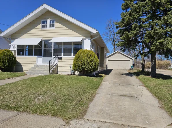104 Bidwell St W, Battle Creek, MI 49015