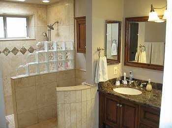 3rd image of 3861 N Four Winds Dr