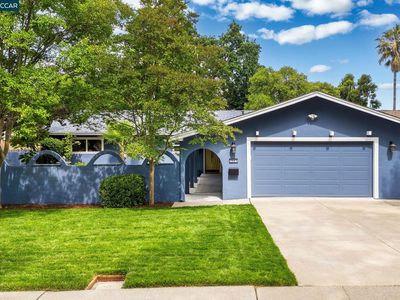 1881 Emerald St, Concord, CA, 94518