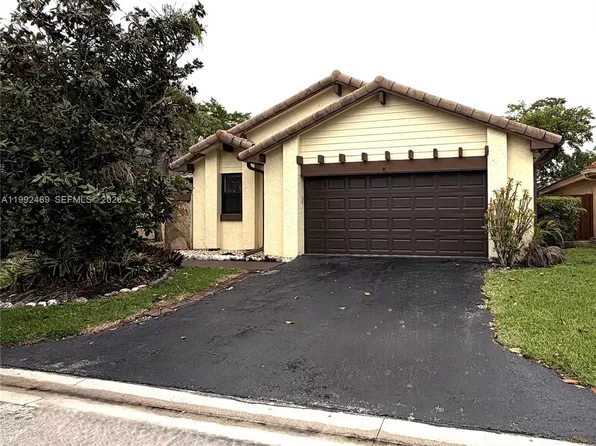 2159 Baton Rouge, Weston, FL 33326