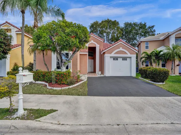 520 Somerset Way, Weston, FL 33326