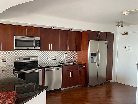 3rd image of 300 N State St APT 4708
