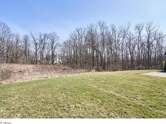 3rd image of 1769 Pebblecreek Dr