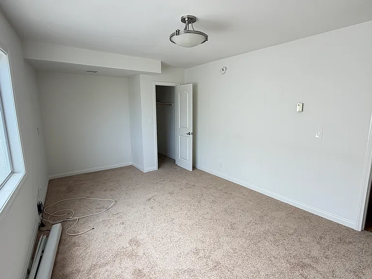 6637 Springpark Ave #6 — Photo 22