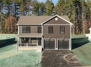 23 High Bluff Rd, Belchertown, MA 01007