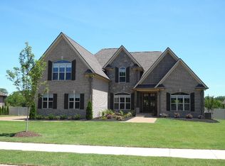 149 Springfield Dr, Lebanon, TN 37087