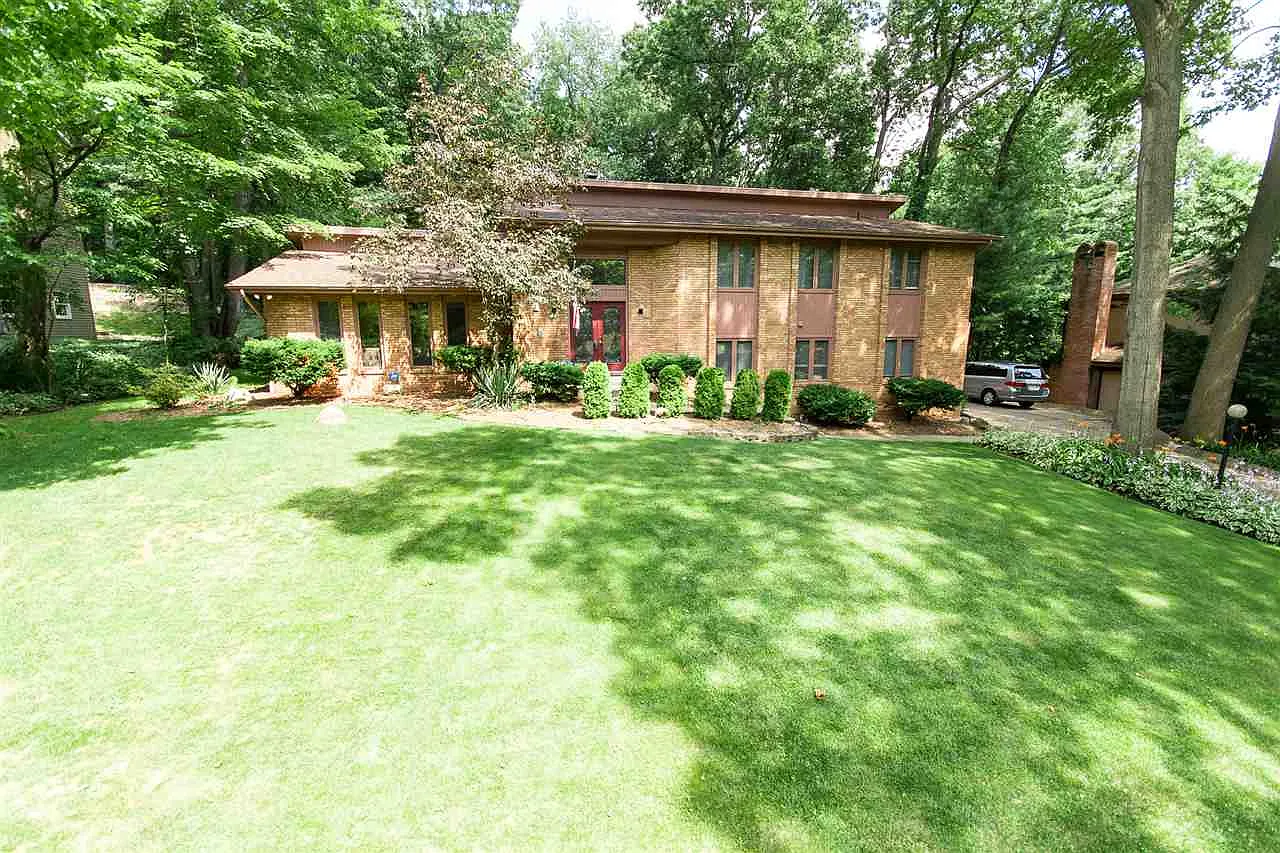 50640 Mercury Dr photo 1