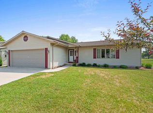 2125 Paul Rd, Manitowoc, WI 54220