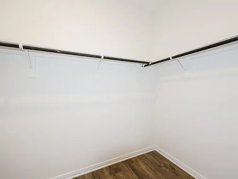 16454 Honeysuckle Hill Dr — Photo 14