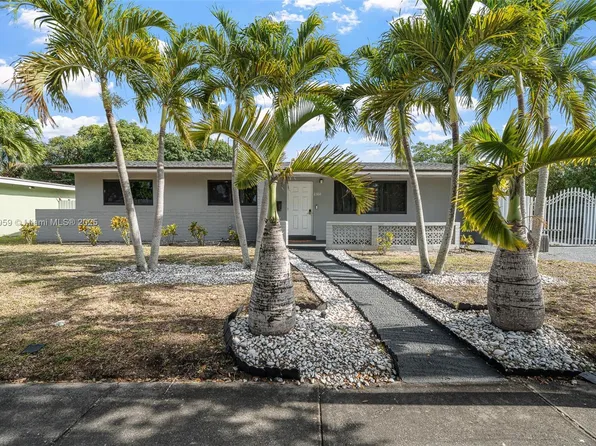 2360 NW 183rd St, Miami Gardens, FL 33056