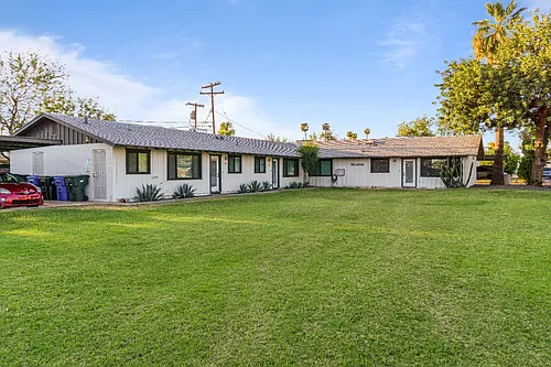 908 E Claremont St #2 Photo 1