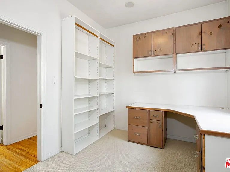 333 S McCarty Dr — Photo 15