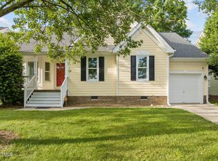 417 Mountain Lake Dr, Raleigh, NC 27610