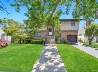 1840 Maurice Ave, East Meadow, NY 11554