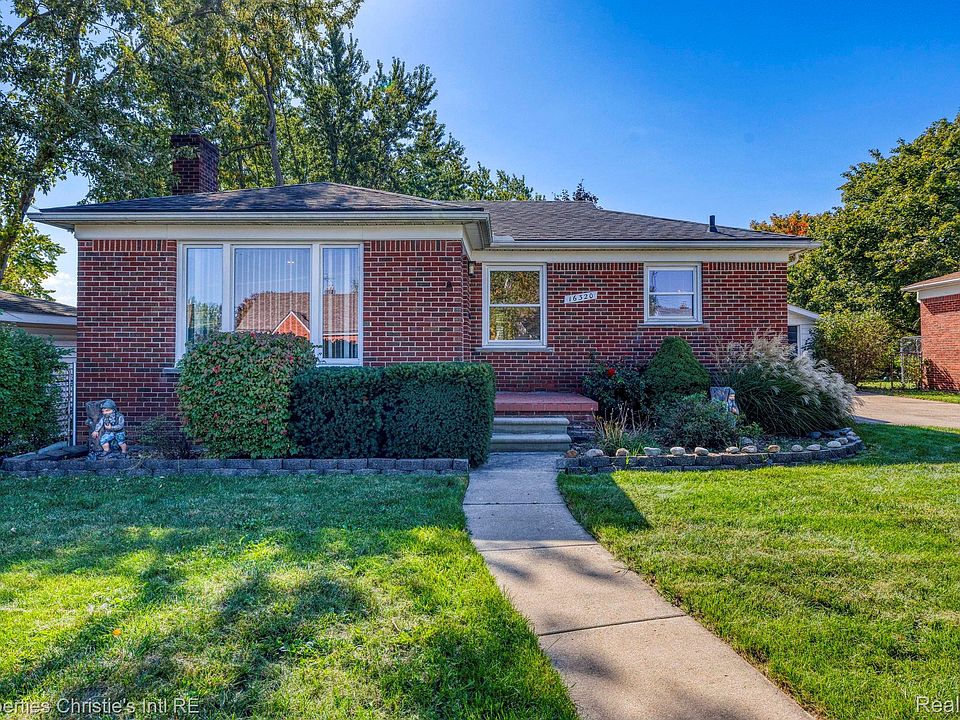 16320 Aurora Ave, photo 2