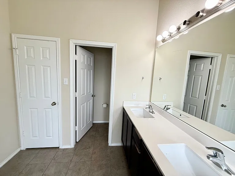 6628 La Sol Ln — Photo 12