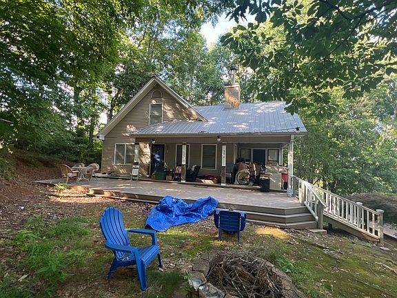 2nd image of 372 Laurel Ridge Rd