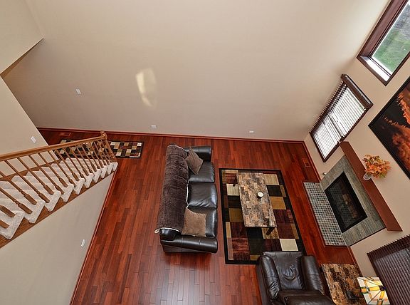 5th image of 9969 Constitution Dr