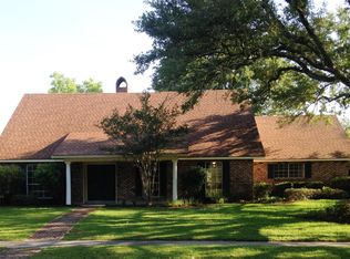 10493 E Grandeur Dr, Baton Rouge, LA 70815