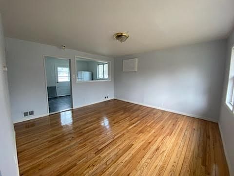 2nd image of 613 Rockaway Ave APT 1