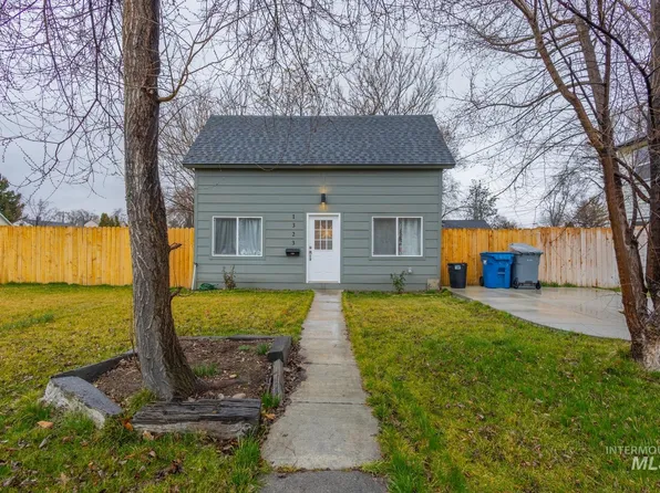 1323 11th St S, Nampa, ID 83651
