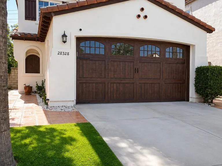28328 Berylwood Pl — Photo 1