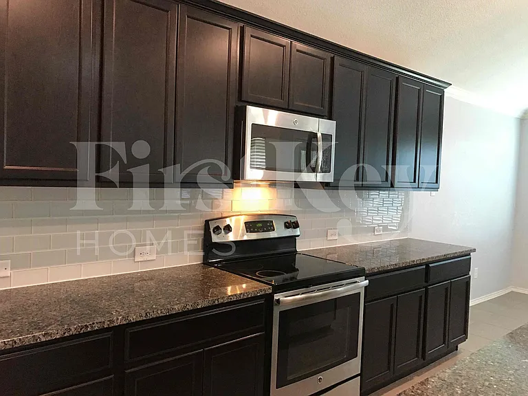 264 Callaghan Dr — Photo 7