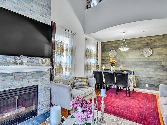 5th image of 11860 River Rd #48