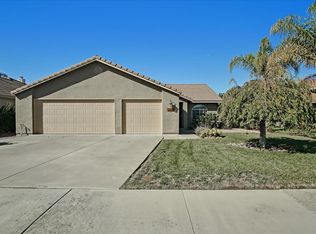 2130 Highland Dr, Hollister, CA 95023