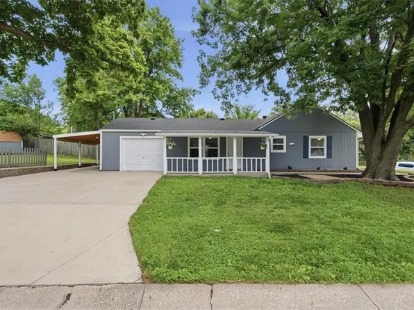 5118 Crest Dr, Kansas City, KS 66106