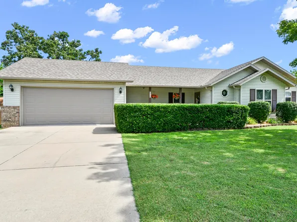 185 Blue Spruce Drive, Hollister, MO 65672