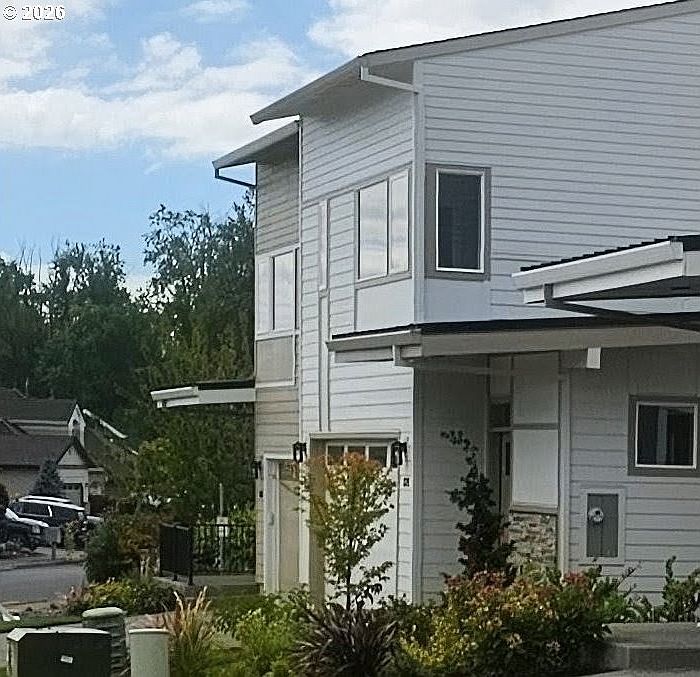 1st image of 1355 2nd St