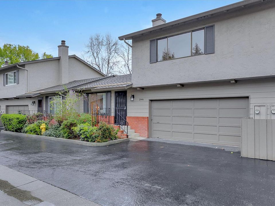 1st image of 2946 Moorpark Ave