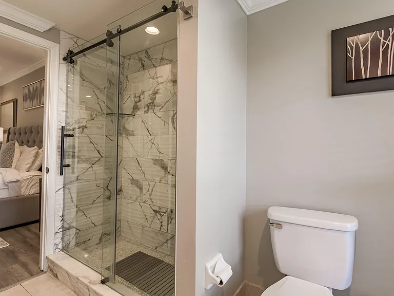 11842 Pebblewood Dr #201 — Photo 8