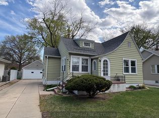 2507 W Charles St, Grand Island, NE 68803