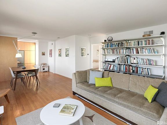 4th image of 148 Villa Ter