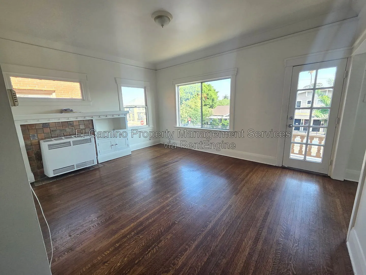 2 bed, 1.0 bath, $2,000 — Photo 3
