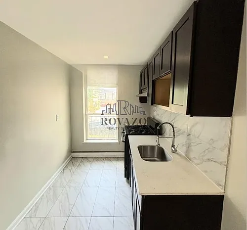 111 Lincoln St #11A Photo 1