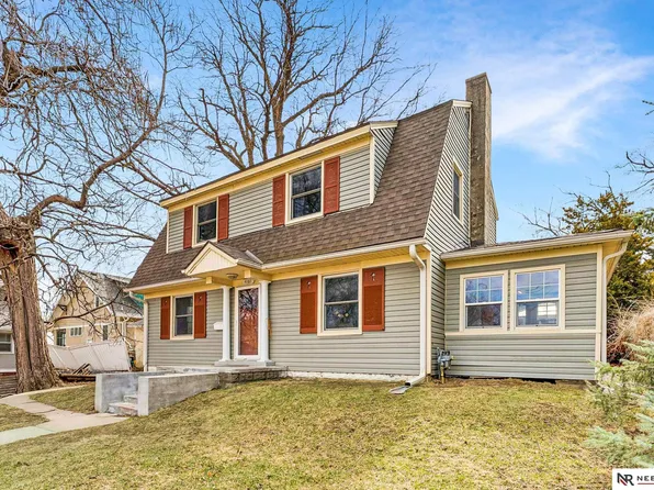 4161 California St, Omaha, NE 68131