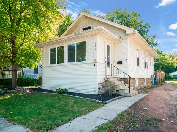 925 E Jackson St, Morris, IL 60450