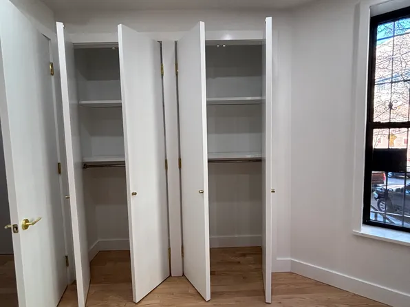 60-82 Catalpa Avenue image 3 of 10